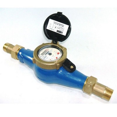 Picture of ARAD Gladiator 1½" concentric manifold type water meter. Nom. 1.6m³/hr. WRAS